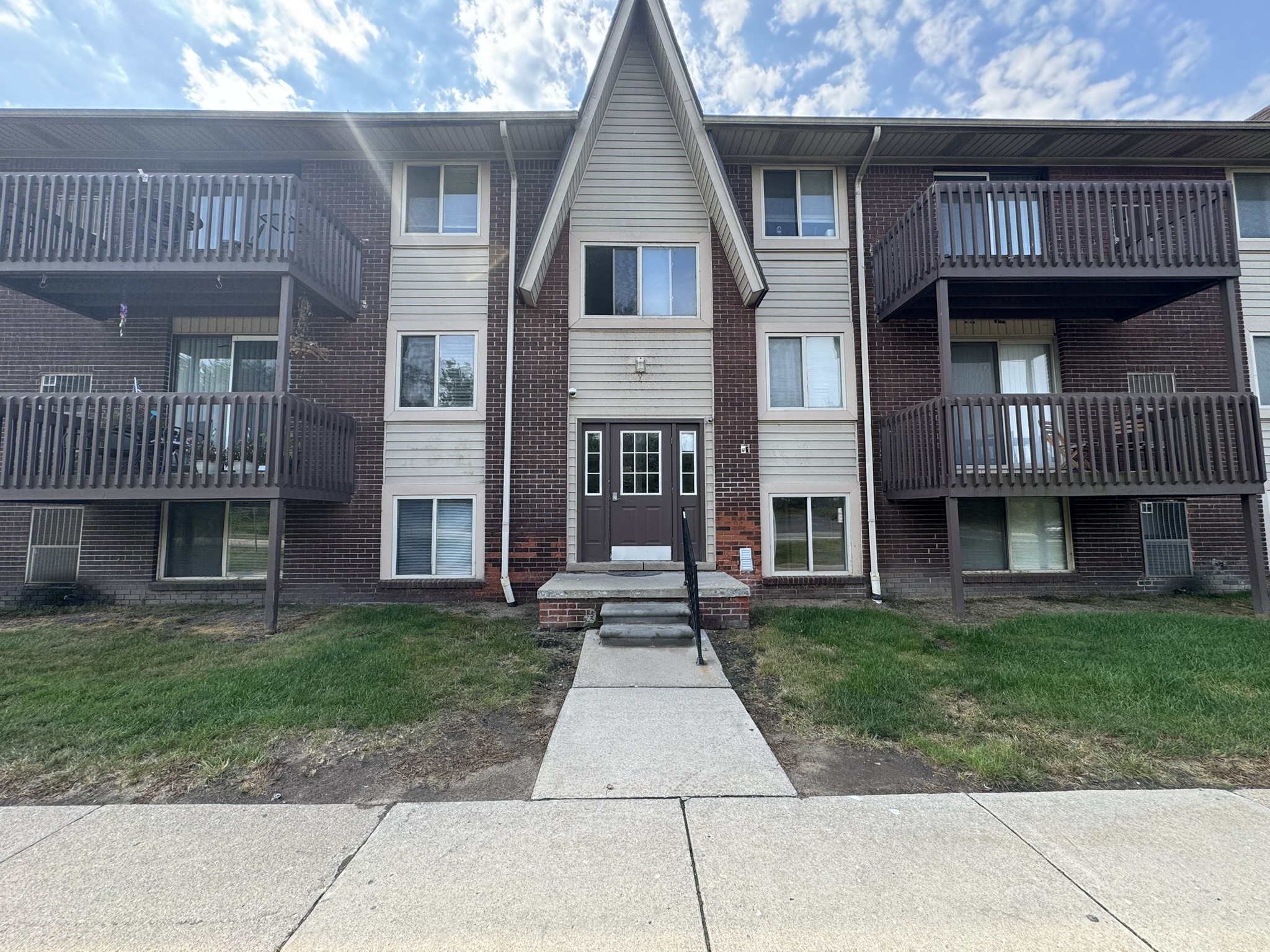 36777 Sibley rd - E