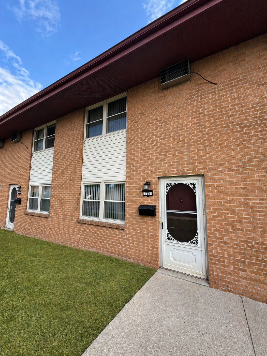 765 North Macomb Street