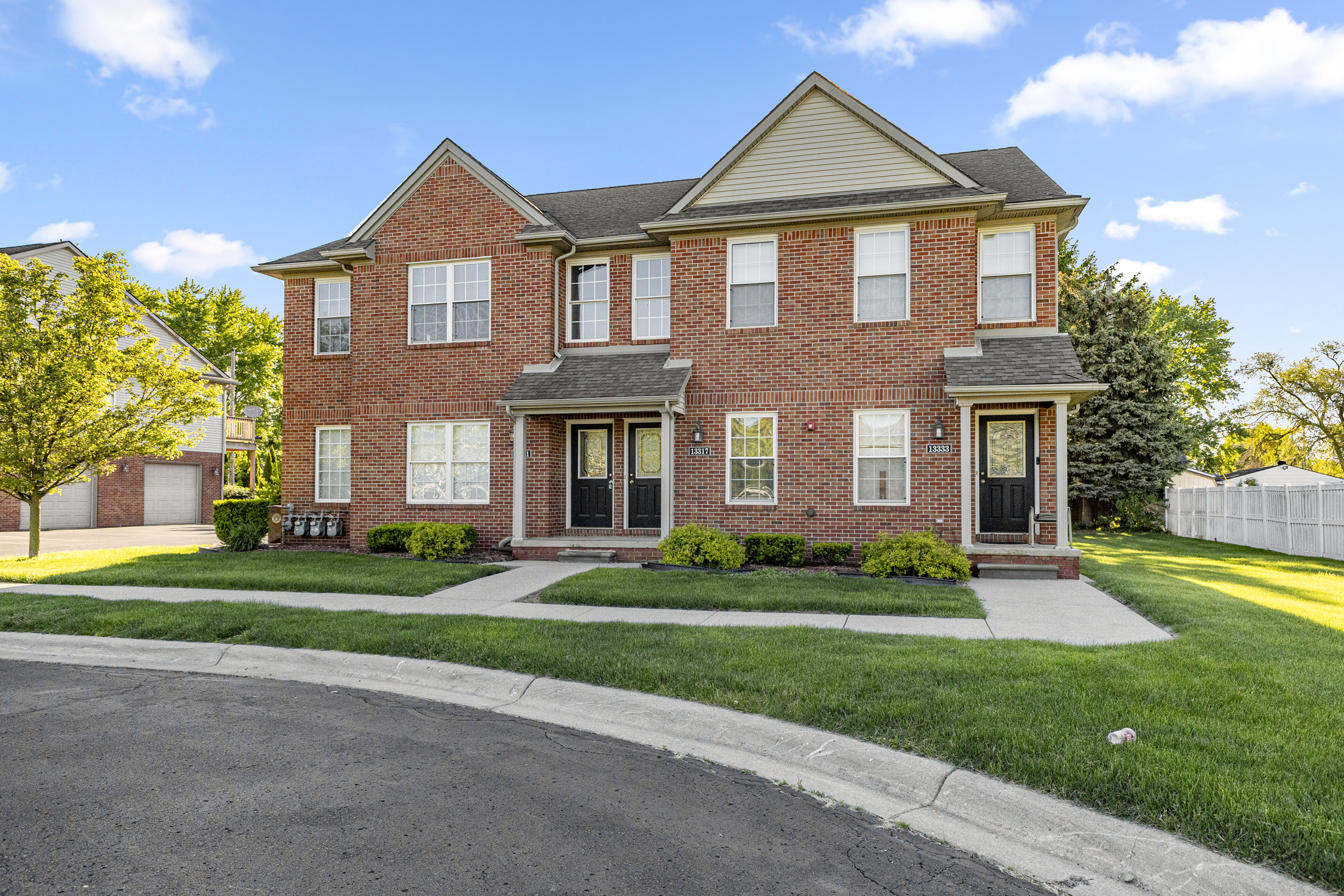 13301 Turnberry